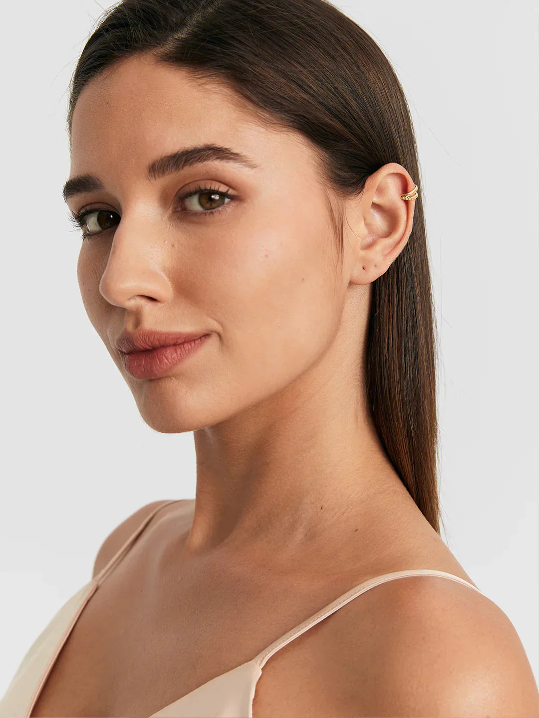 Twist Double Ear Cuff