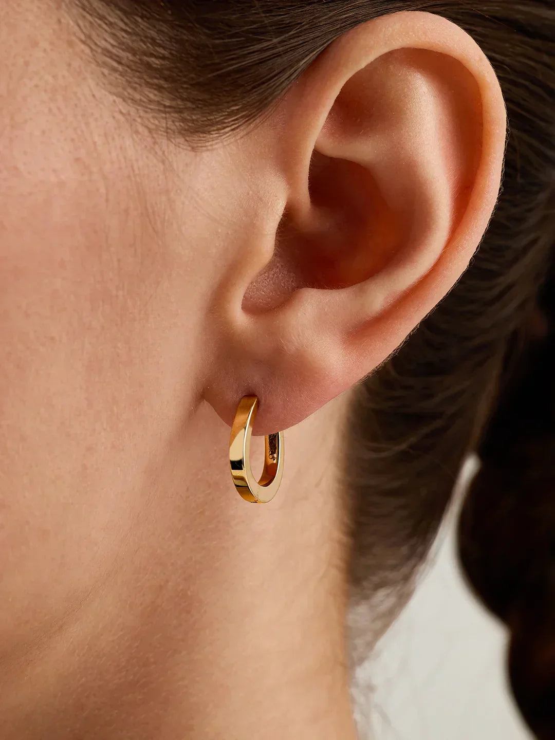 Daily Bold Hoops