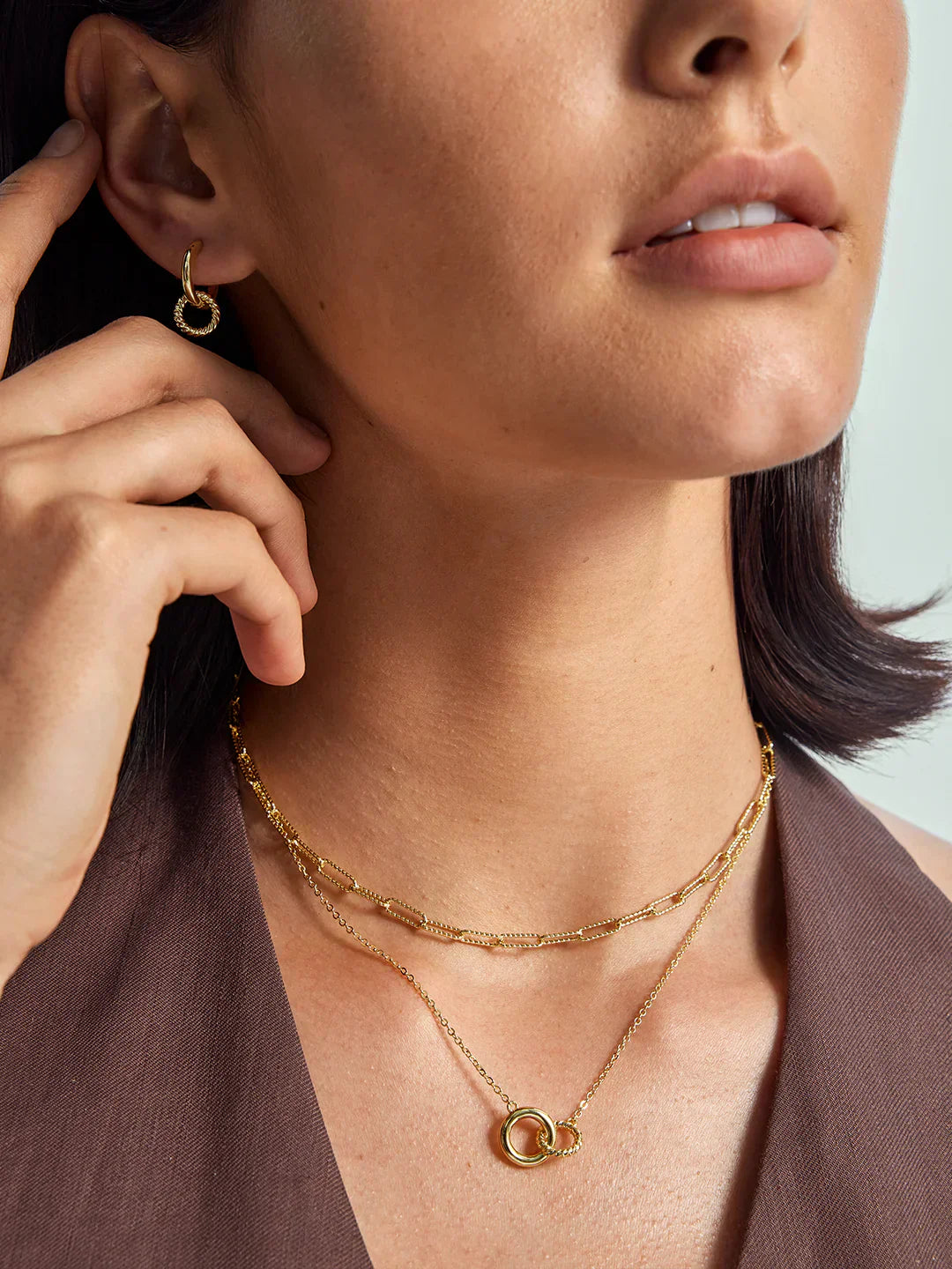Interlocking Circle Necklace