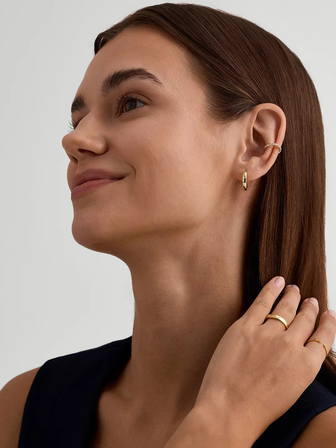 Small Bold Hoops