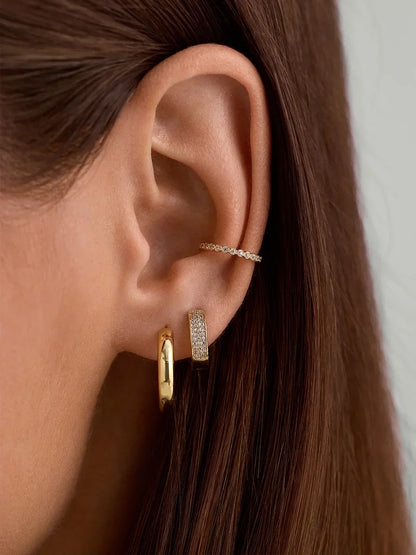 Medium Bold Hoops