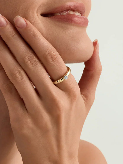 Round Sapphire Ring