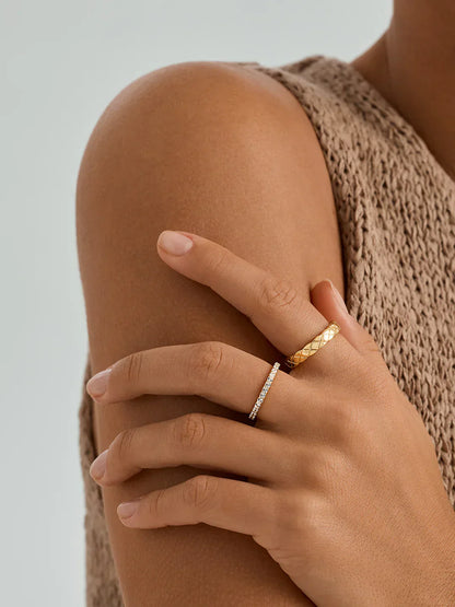 Wavy Quilted Ring