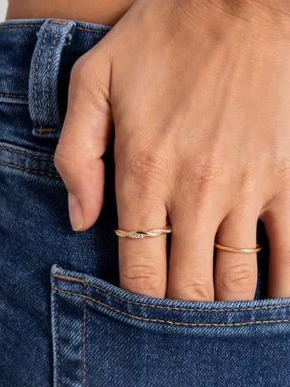 Twisted Pave Ring