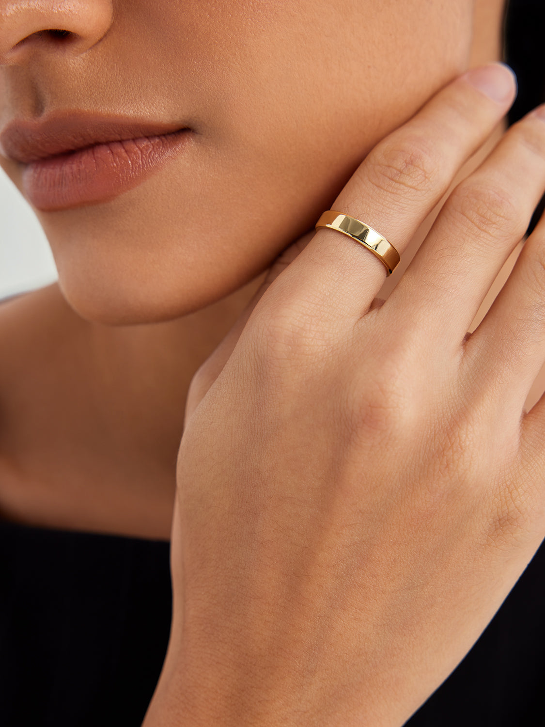 Smooth Band Ring