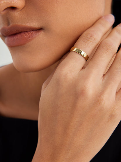 Smooth Band Ring